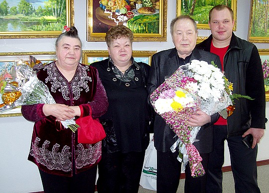Владимир Конопатчиков с семьей