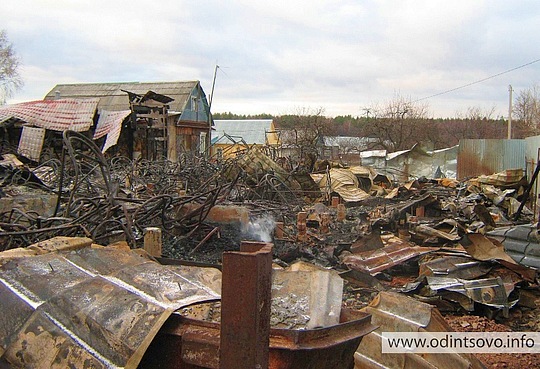 300 гастарбайтеров погорели рядом с родовым гнездом Навального