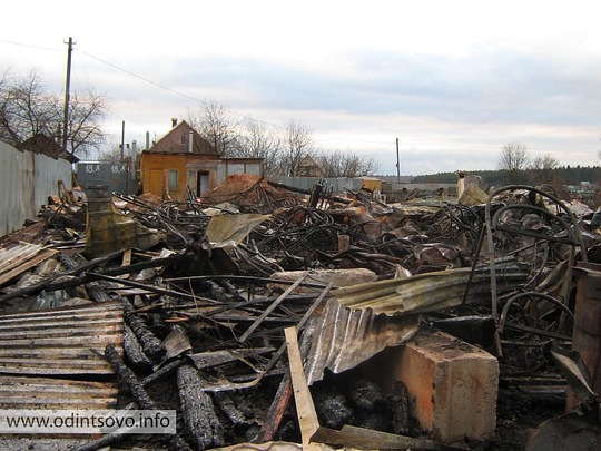 300 гастарбайтеров погорели рядом с родовым гнездом Навального