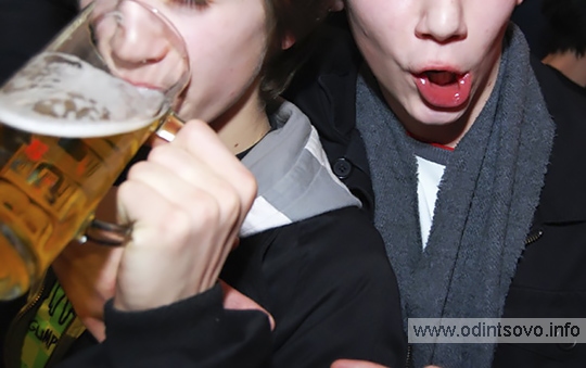 Алкоголь, подростки пьют, пиво
