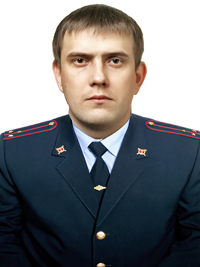 Участковый Старший лейтенант полиции АНТОНОВ Денис Иванович