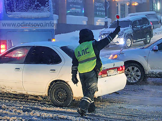В Одинцовском районе водитель спьяну выстрелил в себя из ракетницы
