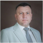 Алексей ПОЛЯКОВ чекист из ФСБ (пограничник), кандидат политических наук, директор 17-й гимназии