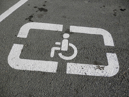 Гусарская баллада, инвалида-колясочника лишили парковочного места