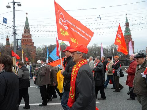 Галдин А. П. 1-й секретарь Одинцовского РК КПРФ, Первого мая на улицах Москвы., nkolbasov, Одинцово, Ново-Спортивная  д.6