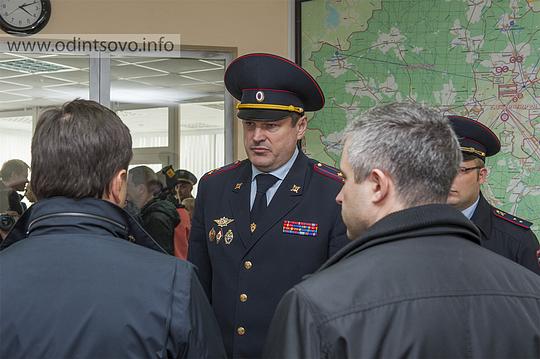 Губернатор посетил новое здание полиции в Звенигороде — 16.04.2014, Михаил ВОРОБЬЕВ