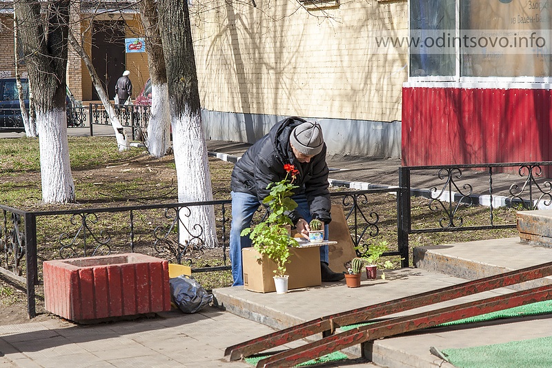 Рейд полиции по незаконным торговым точкам 08.04.2014