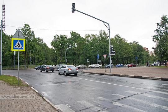 Новый светофор в Одинцово, Светофор со стороны ул. Жукова