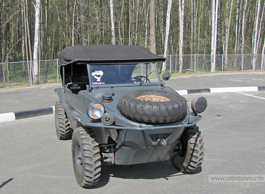 Выставка военной техники на платной дороге Северный обход Одинцово