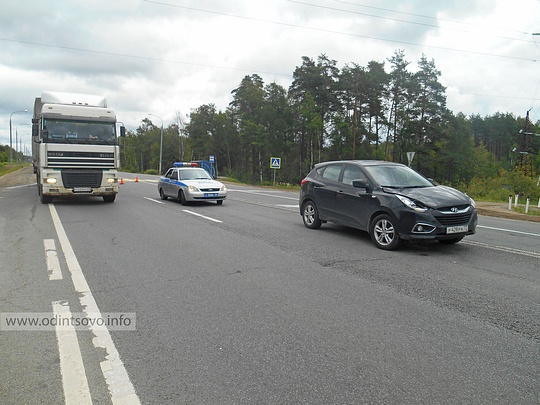 ДТП - происшествия на дороге, 13 июля на Минском шоссе водитель сбил девушку