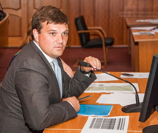 Спустя 4 года многодетные семьи получат первые участки, Начальник управления земельных ресурсов Владимир ЛОКТЕВ