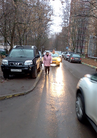 Добродел, Дорога в школы Одинцово преграждают припаркованные автомобили