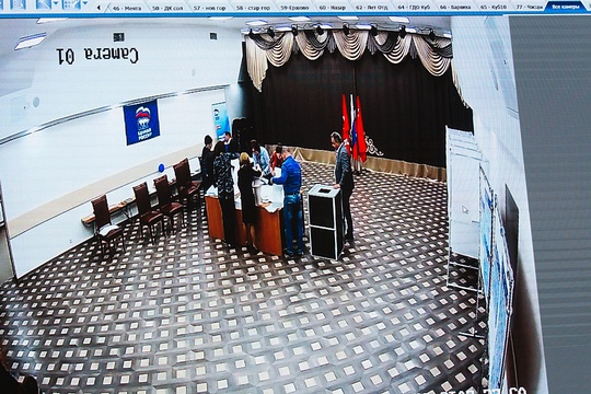 Праймериз Единой России, Подсчет голосов в Барвихе, взгляд из пресс-центра