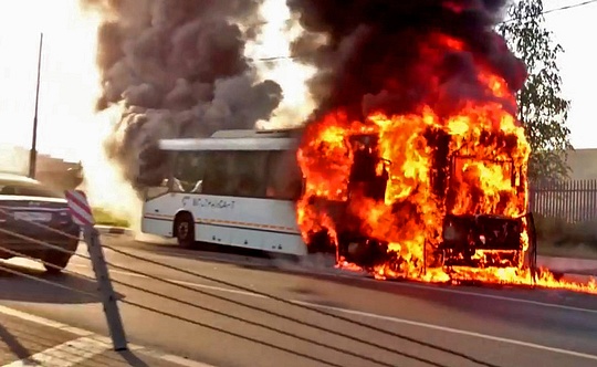 Сгорел автобус в Голицыно