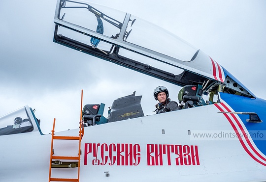 «Русские Витязи» получили новые СУ-30СМ