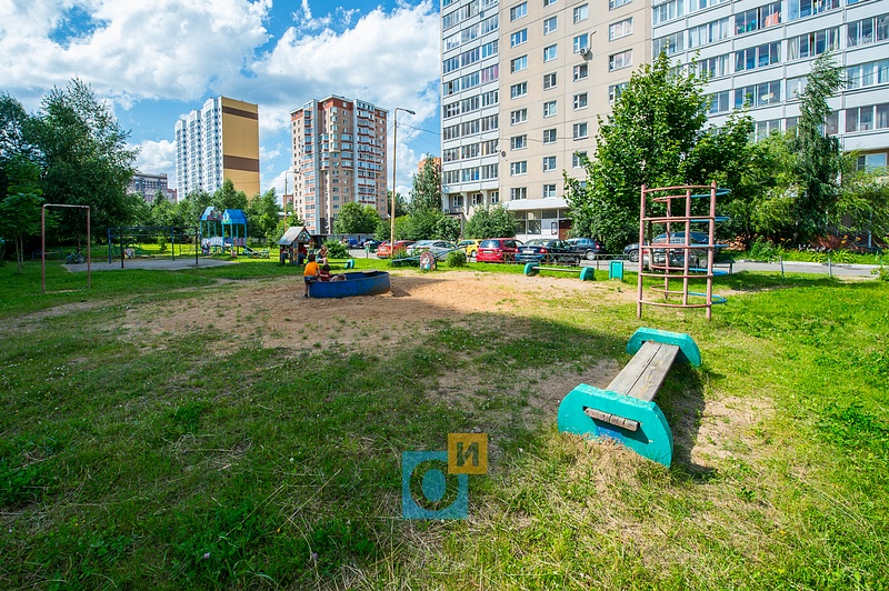 Детская площадка. Сосновая, 30, Заброшенные детские площадки города Одинцово