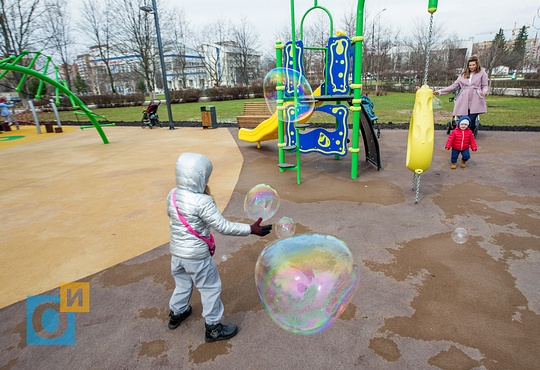 Новая детская площадка в центре Одинцово, freemax