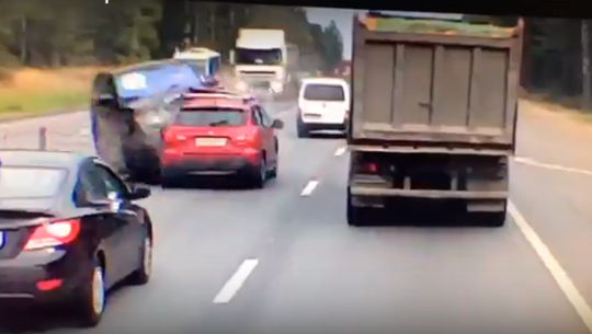 Массовое ДТП на Минском шоссе, Range Rover вылетел на встречную полосу, Сентябрь