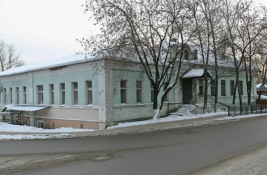 Дом купца Пискарёва до того, как его частично снесли и затем подожгли, В Звенигороде сгорело историческое здание