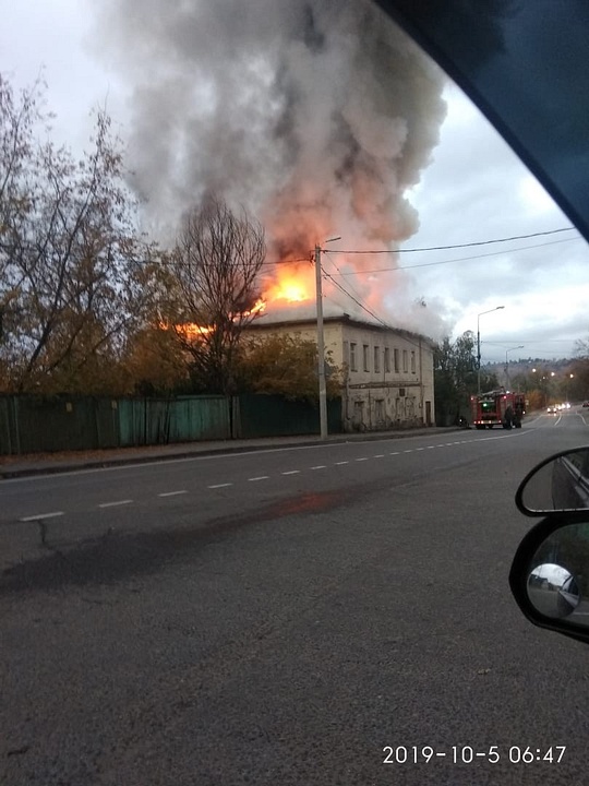 Пожар в доме на улице Фрунзе, В Звенигороде сгорело историческое здание