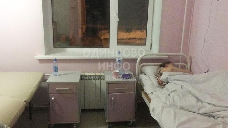 Те самые «кушетки без матраца за 1000 рублей в сутки», Инфекционное отделение Одинцовской областной больницы
