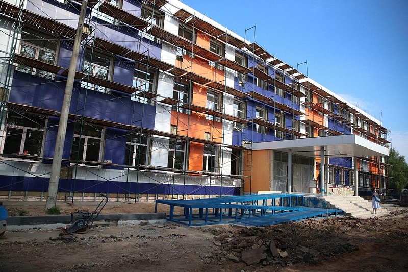 Здание Новогородковской средней школы, Школа в Новом Городке: будет ли завершён ремонт к 1 сентября