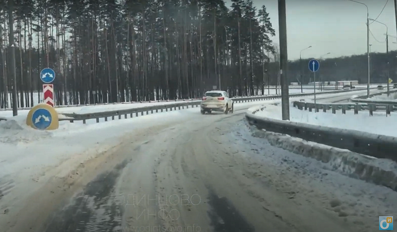 В Одинцово не чистят снег на съездах Северного обхода, Январь