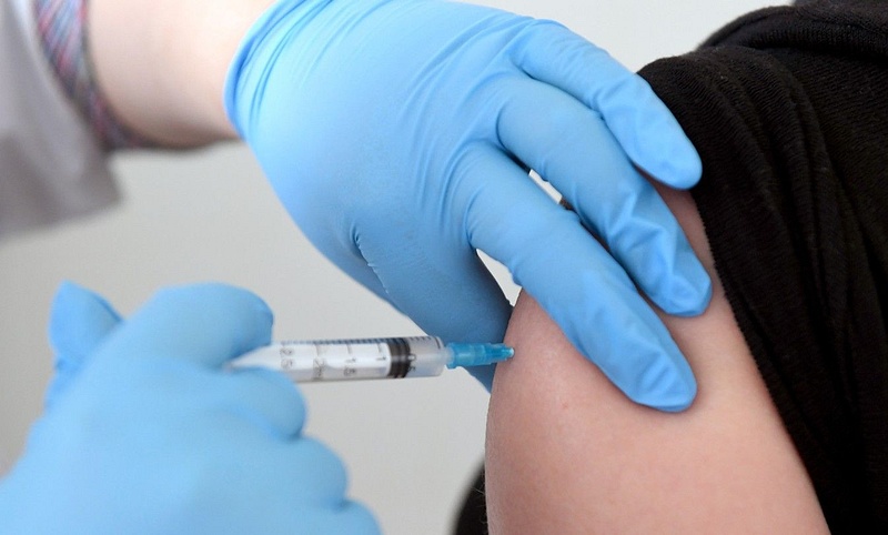 Якутия стала первым регионом России, где ввели обязательную вакцинацию, Май