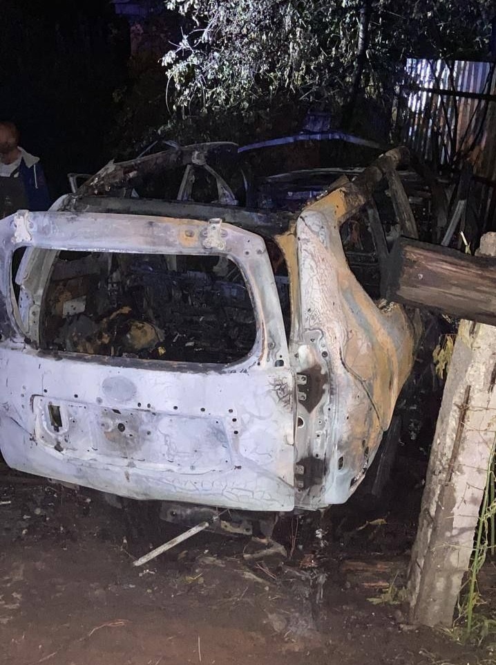 Машина после взрыва, Дочь философа Дугина погибла при взрыве автомобиля на Можайском шоссе