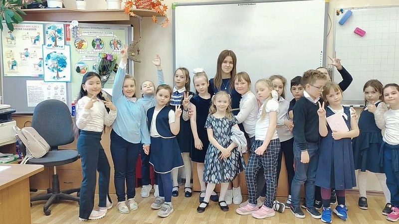 Надежда Камынина со своим классом, Учительница из Одинцово вошла в сотню лучших на всероссийском конкурсе педагогических практик