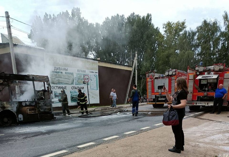 18 августа в Звенигороде сгорел рейсовый автобус Мострасавто, двигающийся по маршруту № 28