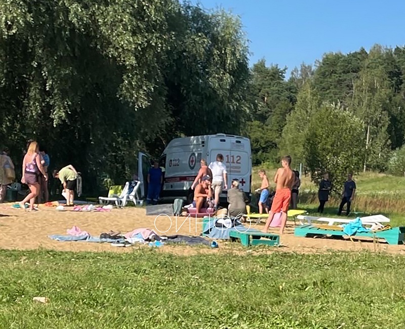 Скорая приехала спустя 40 минут как вытащили, На пляже Москва реки в деревне Гигирево утонул мальчик