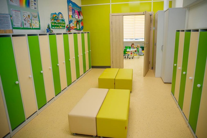 Раздевалка, В Трёхгорке открыли детский сад. Он построен за полмиллиарда рублей из бюджета