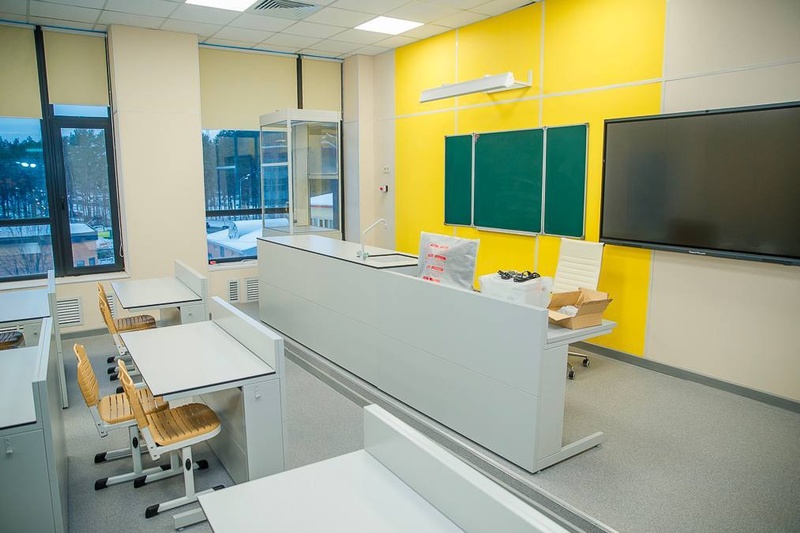 Учебный кабинет, Спустя три месяца с начала учебного года в Одинцово открывают переполненную пристройку