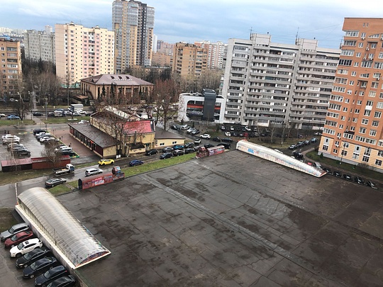 Крыша подземной парковки, Можайское шоссе, Одинцовцы обеспокоены перспективой появления ТЦ на крыше подземного паркинга