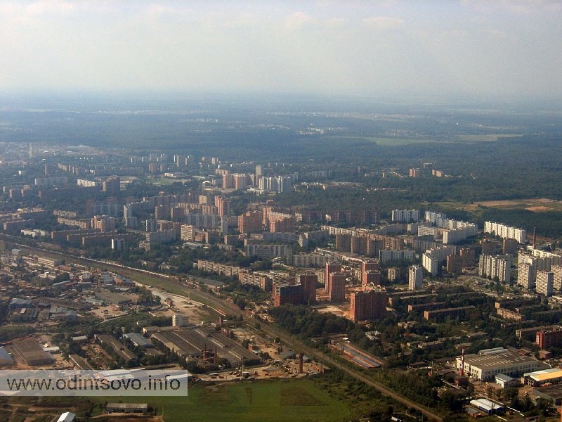 http://www.odintsovo.info/img/gallery/aerofoto/20040827_26.jpg