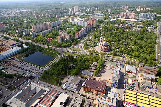 Круг, пересечение Можайского шоссе и ул. Неделина